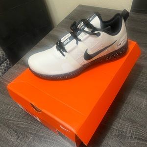 Mens Nike varsity compete Tr2